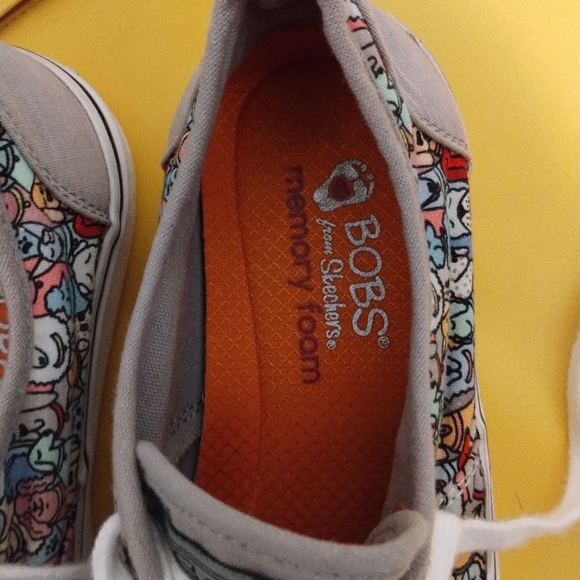 Skechers Multicolor Cartoon Sneakers - Picture 3 of 7